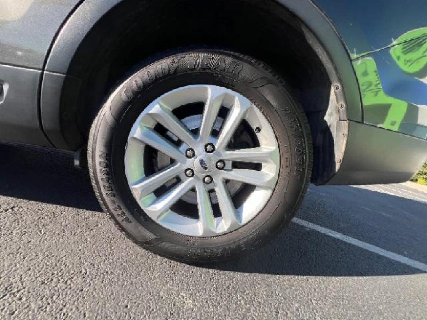 2017 Smoked Quartz Metallic Tinted Clearcoat /Ebony Black Ford Explorer XLT (1FM5K7D85HG) with an EcoBoost 2.3L I-4 gasoline direct injection engine, Automatic transmission, located at 1865 East Red Hills Pkwy, St. George, 84770, (435) 628-0023, 37.120850, -113.543640 - We specialize in helping ALL people get the best financing available. No matter your credit score, good, bad or none we can get you an amazing rate. Had a bankruptcy, divorce, or repossessions? We give you the green light to get your credit back on the road. Low down and affordable payments that fit - Photo#8
