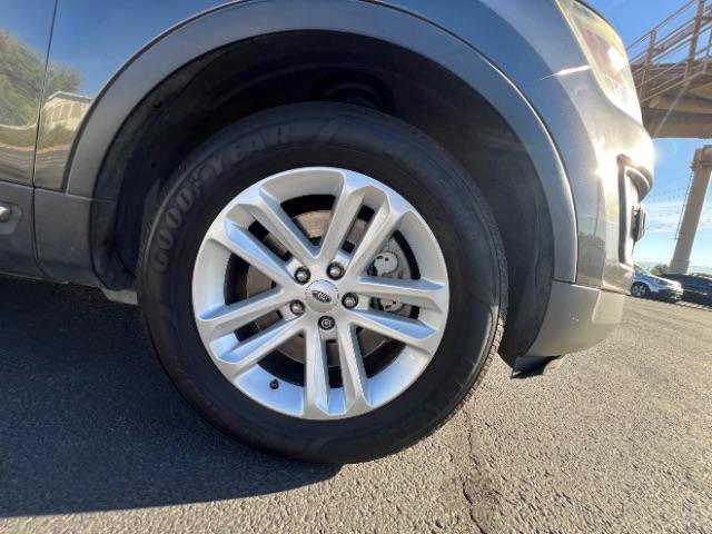 2017 Smoked Quartz Metallic Tinted Clearcoat /Ebony Black Ford Explorer XLT (1FM5K7D85HG) with an EcoBoost 2.3L I-4 gasoline direct injection engine, Automatic transmission, located at 940 North Main Street, Cedar City, UT, 84720, (435) 628-0023, 37.692936, -113.061897 - We specialize in helping ALL people get the best financing available. No matter your credit score, good, bad or none we can get you an amazing rate. Had a bankruptcy, divorce, or repossessions? We give you the green light to get your credit back on the road. Low down and affordable payments that fit - Photo#10