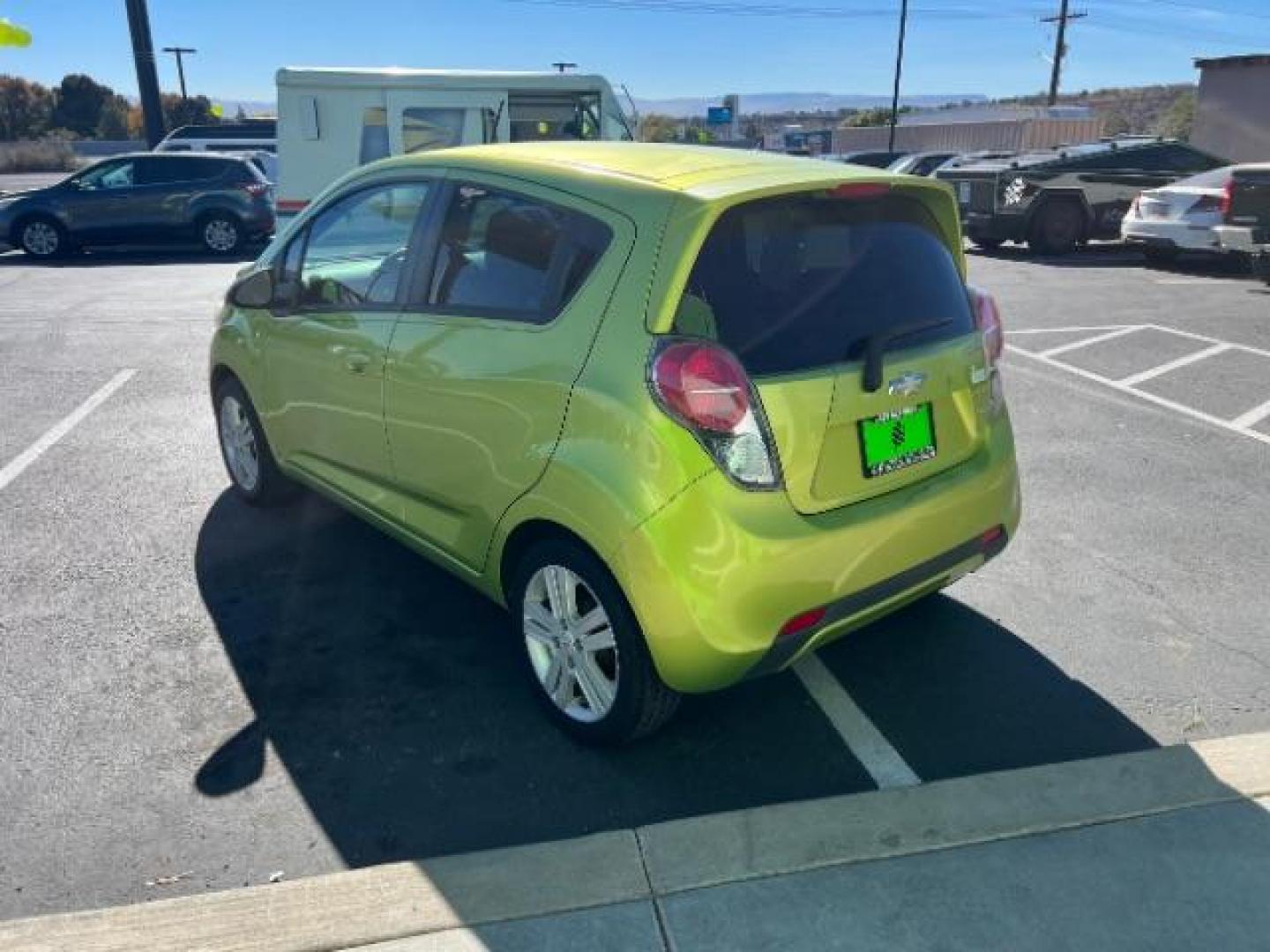 2014 Lime /Green w/Green Trim Chevrolet Spark 1LT Auto (KL8CD6S94EC) with an Ecotec 1.2L I-4 DOHC engine, Automatic transmission, located at 1865 East Red Hills Pkwy, St. George, 84770, (435) 628-0023, 37.120850, -113.543640 - We specialize in helping ALL people get the best financing available. No matter your credit score, good, bad or none we can get you an amazing rate. Had a bankruptcy, divorce, or repossessions? We give you the green light to get your credit back on the road. Low down and affordable payments that fit - Photo#4