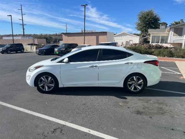 2016 Quartz White Pearl /Black Hyundai Elantra Limited (5NPDH4AE3GH) with an Nu 1.8L I-4 DOHC engine, Automatic transmission, located at 1865 East Red Hills Pkwy, St. George, 84770, (435) 628-0023, 37.120850, -113.543640 - We specialize in helping ALL people get the best financing available. No matter your credit score, good, bad or none we can get you an amazing rate. Had a bankruptcy, divorce, or repossessions? We give you the green light to get your credit back on the road. Low down and affordable payments that fit - Photo#3