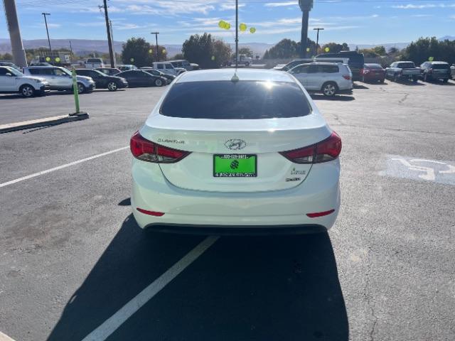 2016 Quartz White Pearl /Black Hyundai Elantra Limited (5NPDH4AE3GH) with an Nu 1.8L I-4 DOHC engine, Automatic transmission, located at 1865 East Red Hills Pkwy, St. George, 84770, (435) 628-0023, 37.120850, -113.543640 - We specialize in helping ALL people get the best financing available. No matter your credit score, good, bad or none we can get you an amazing rate. Had a bankruptcy, divorce, or repossessions? We give you the green light to get your credit back on the road. Low down and affordable payments that fit - Photo#4
