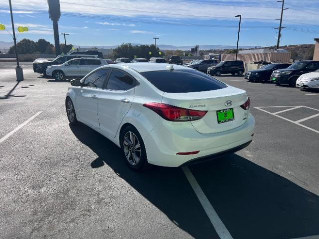 2016 Quartz White Pearl /Black Hyundai Elantra Limited (5NPDH4AE3GH) with an Nu 1.8L I-4 DOHC engine, Automatic transmission, located at 1865 East Red Hills Pkwy, St. George, 84770, (435) 628-0023, 37.120850, -113.543640 - We specialize in helping ALL people get the best financing available. No matter your credit score, good, bad or none we can get you an amazing rate. Had a bankruptcy, divorce, or repossessions? We give you the green light to get your credit back on the road. Low down and affordable payments that fit - Photo#5