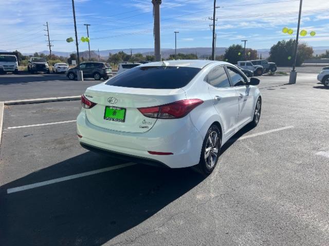 2016 Quartz White Pearl /Black Hyundai Elantra Limited (5NPDH4AE3GH) with an Nu 1.8L I-4 DOHC engine, Automatic transmission, located at 1865 East Red Hills Pkwy, St. George, 84770, (435) 628-0023, 37.120850, -113.543640 - We specialize in helping ALL people get the best financing available. No matter your credit score, good, bad or none we can get you an amazing rate. Had a bankruptcy, divorce, or repossessions? We give you the green light to get your credit back on the road. Low down and affordable payments that fit - Photo#6