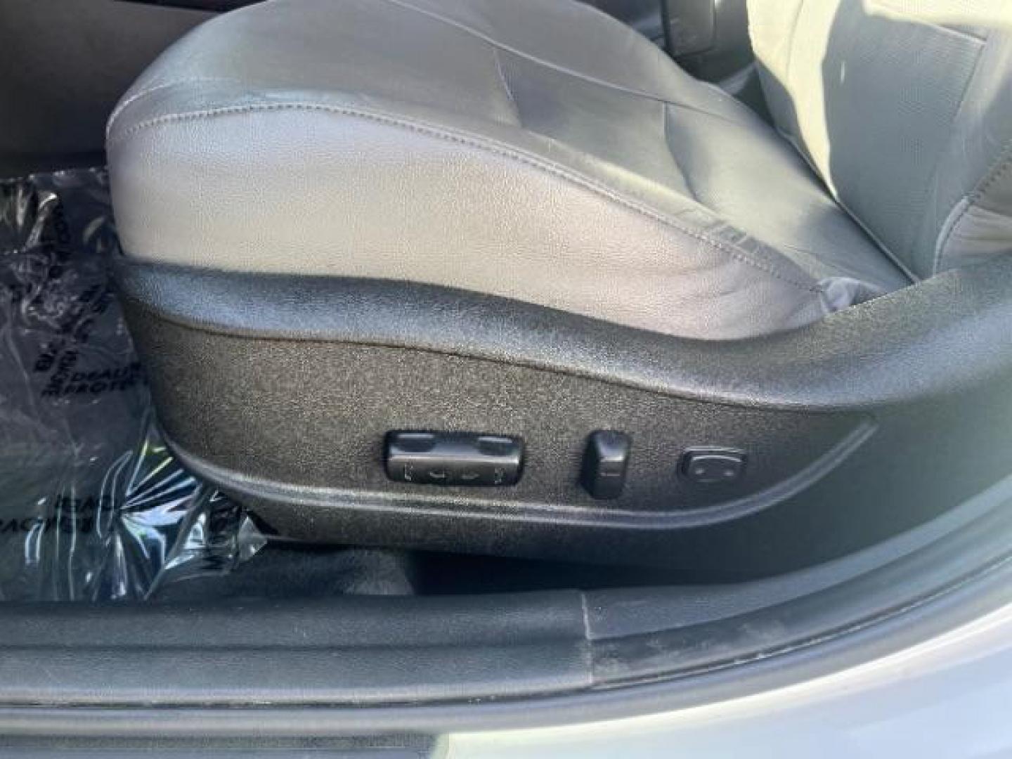 2016 Quartz White Pearl /Black Hyundai Elantra Limited (5NPDH4AE3GH) with an Nu 1.8L I-4 DOHC engine, Automatic transmission, located at 940 North Main Street, Cedar City, UT, 84720, (435) 628-0023, 37.692936, -113.061897 - We specialize in helping ALL people get the best financing available. No matter your credit score, good, bad or none we can get you an amazing rate. Had a bankruptcy, divorce, or repossessions? We give you the green light to get your credit back on the road. Low down and affordable payments that fit - Photo#13