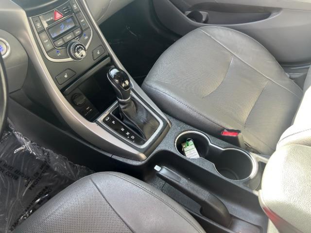 2016 Quartz White Pearl /Black Hyundai Elantra Limited (5NPDH4AE3GH) with an Nu 1.8L I-4 DOHC engine, Automatic transmission, located at 1865 East Red Hills Pkwy, St. George, 84770, (435) 628-0023, 37.120850, -113.543640 - We specialize in helping ALL people get the best financing available. No matter your credit score, good, bad or none we can get you an amazing rate. Had a bankruptcy, divorce, or repossessions? We give you the green light to get your credit back on the road. Low down and affordable payments that fit - Photo#18