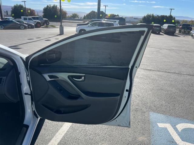 2016 Quartz White Pearl /Black Hyundai Elantra Limited (5NPDH4AE3GH) with an Nu 1.8L I-4 DOHC engine, Automatic transmission, located at 1865 East Red Hills Pkwy, St. George, 84770, (435) 628-0023, 37.120850, -113.543640 - We specialize in helping ALL people get the best financing available. No matter your credit score, good, bad or none we can get you an amazing rate. Had a bankruptcy, divorce, or repossessions? We give you the green light to get your credit back on the road. Low down and affordable payments that fit - Photo#27