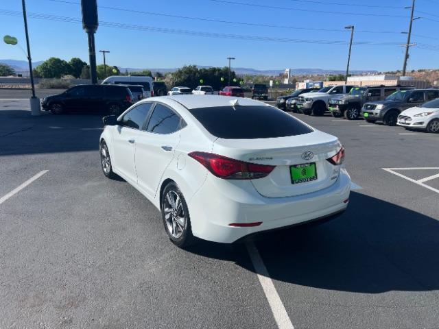 2016 Quartz White Pearl /Gray Hyundai Elantra Limited (5NPDH4AE3GH) with an Nu 1.8L I-4 DOHC engine, Automatic transmission, located at 1865 East Red Hills Pkwy, St. George, 84770, (435) 628-0023, 37.120850, -113.543640 - We specialize in helping ALL people get the best financing available. No matter your credit score, good, bad or none we can get you an amazing rate. Had a bankruptcy, divorce, or repossessions? We give you the green light to get your credit back on the road. Low down and affordable payments that fit - Photo#4