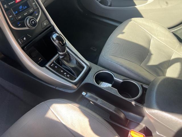 2016 Quartz White Pearl /Gray Hyundai Elantra Limited (5NPDH4AE3GH) with an Nu 1.8L I-4 DOHC engine, Automatic transmission, located at 1865 East Red Hills Pkwy, St. George, 84770, (435) 628-0023, 37.120850, -113.543640 - We specialize in helping ALL people get the best financing available. No matter your credit score, good, bad or none we can get you an amazing rate. Had a bankruptcy, divorce, or repossessions? We give you the green light to get your credit back on the road. Low down and affordable payments that fit - Photo#18