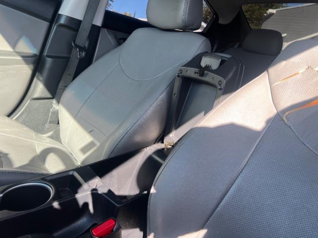 2016 Quartz White Pearl /Gray Hyundai Elantra Limited (5NPDH4AE3GH) with an Nu 1.8L I-4 DOHC engine, Automatic transmission, located at 1865 East Red Hills Pkwy, St. George, 84770, (435) 628-0023, 37.120850, -113.543640 - We specialize in helping ALL people get the best financing available. No matter your credit score, good, bad or none we can get you an amazing rate. Had a bankruptcy, divorce, or repossessions? We give you the green light to get your credit back on the road. Low down and affordable payments that fit - Photo#19