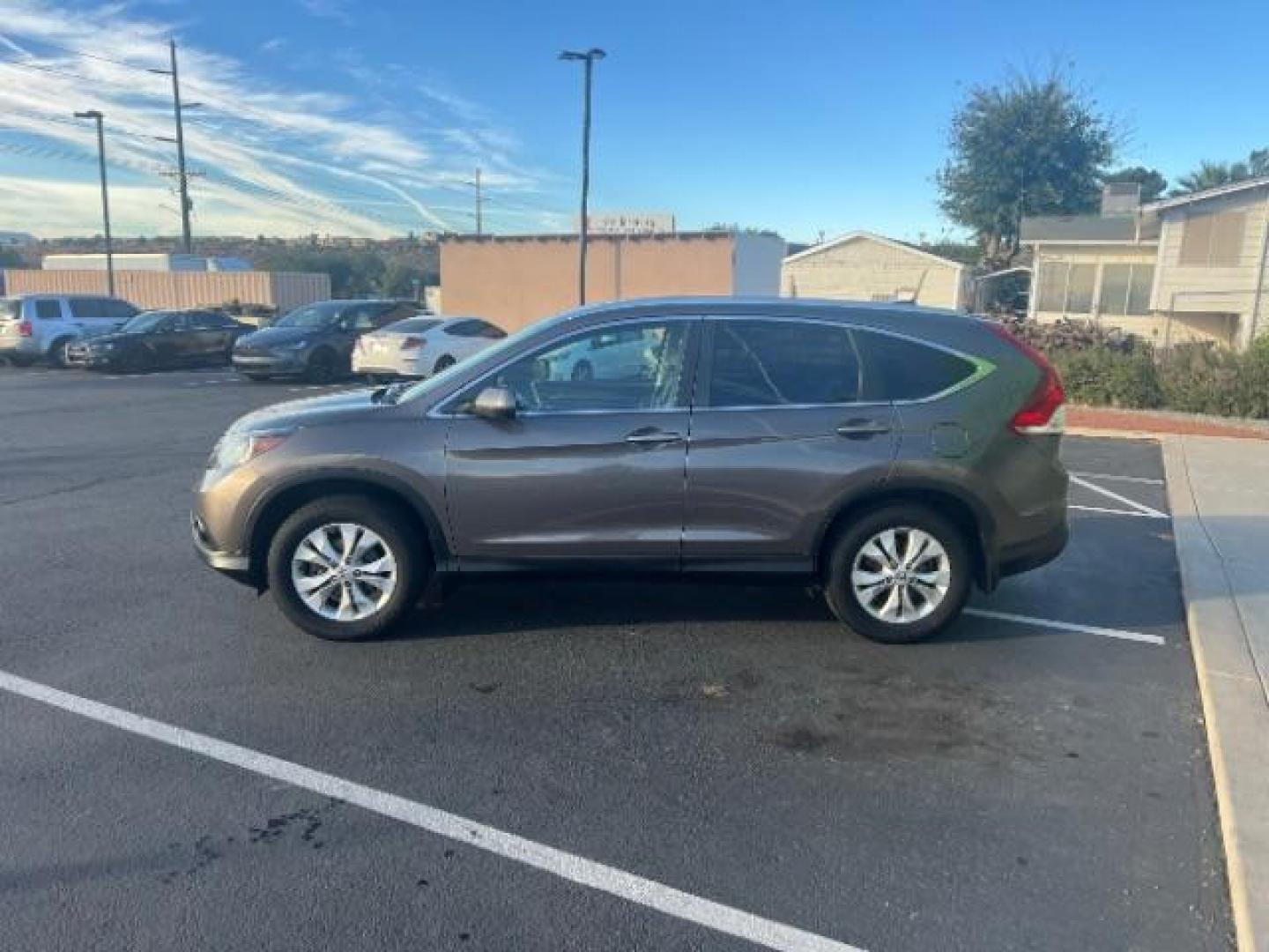 2014 Polished Metal Metallic /Black Honda CR-V EX-L (2HKRM4H7XEH) with an 2.4L I-4 DOHC engine, Automatic transmission, located at 1865 East Red Hills Pkwy, St. George, 84770, (435) 628-0023, 37.120850, -113.543640 - We specialize in helping ALL people get the best financing available. No matter your credit score, good, bad or none we can get you an amazing rate. Had a bankruptcy, divorce, or repossessions? We give you the green light to get your credit back on the road. Low down and affordable payments that fit - Photo#3