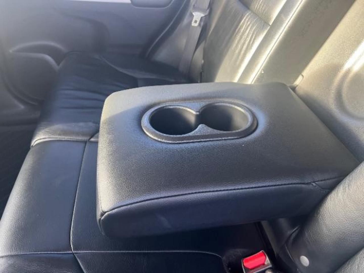 2014 Polished Metal Metallic /Black Honda CR-V EX-L (2HKRM4H7XEH) with an 2.4L I-4 DOHC engine, Automatic transmission, located at 1865 East Red Hills Pkwy, St. George, 84770, (435) 628-0023, 37.120850, -113.543640 - We specialize in helping ALL people get the best financing available. No matter your credit score, good, bad or none we can get you an amazing rate. Had a bankruptcy, divorce, or repossessions? We give you the green light to get your credit back on the road. Low down and affordable payments that fit - Photo#21