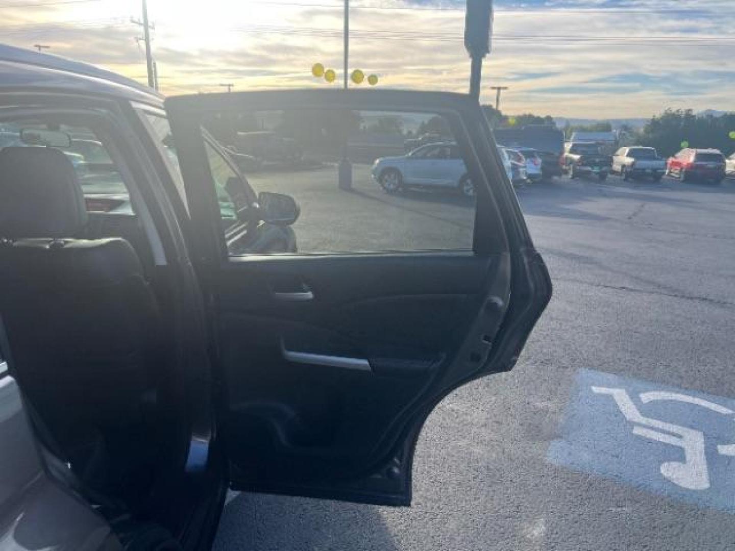 2014 Polished Metal Metallic /Black Honda CR-V EX-L (2HKRM4H7XEH) with an 2.4L I-4 DOHC engine, Automatic transmission, located at 1865 East Red Hills Pkwy, St. George, 84770, (435) 628-0023, 37.120850, -113.543640 - We specialize in helping ALL people get the best financing available. No matter your credit score, good, bad or none we can get you an amazing rate. Had a bankruptcy, divorce, or repossessions? We give you the green light to get your credit back on the road. Low down and affordable payments that fit - Photo#25