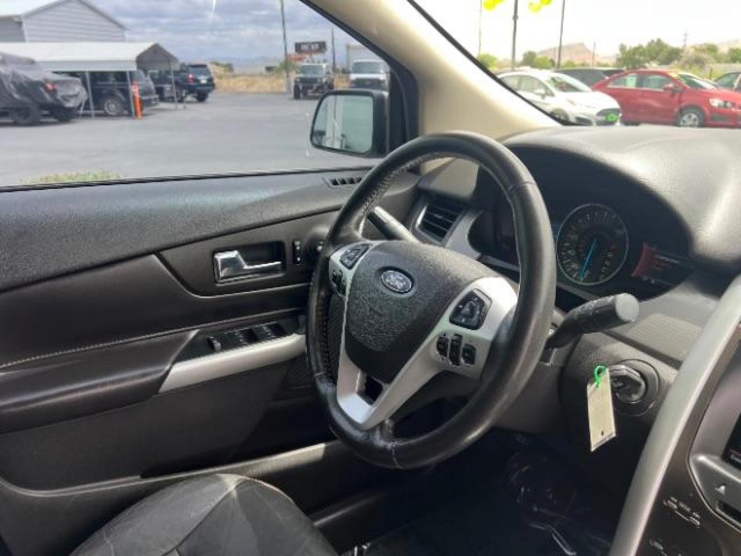 2014 Mineral Gray Metallic /Charcoal Black Ford Edge SEL (2FMDK3JC8EB) with an 3.5L V-6 DOHC engine, Automatic transmission, located at 1865 East Red Hills Pkwy, St. George, 84770, (435) 628-0023, 37.120850, -113.543640 - We specialize in helping ALL people get the best financing available. No matter your credit score, good, bad or none we can get you an amazing rate. Had a bankruptcy, divorce, or repossessions? We give you the green light to get your credit back on the road. Low down and affordable payments that fit - Photo#30