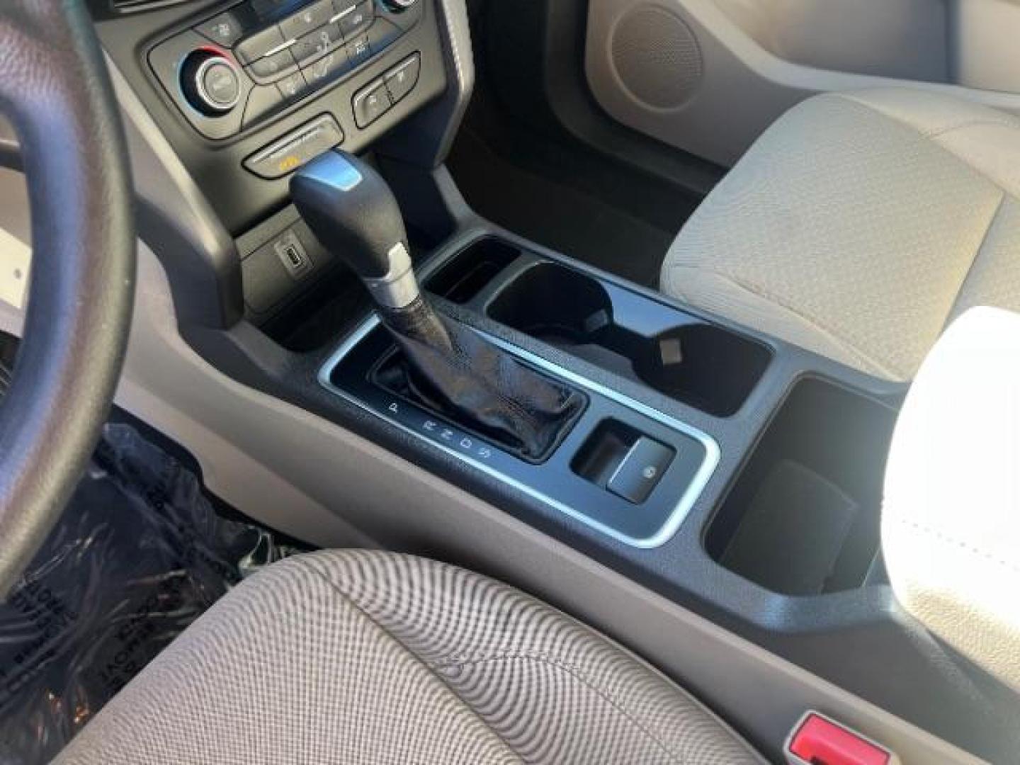 2017 Oxford White /Medium Light Stone Ford Escape SE (1FMCU0G91HU) with an EcoBoost 1.5L I-4 gasoline direct injection engine, Automatic transmission, located at 1865 East Red Hills Pkwy, St. George, 84770, (435) 628-0023, 37.120850, -113.543640 - We specialize in helping ALL people get the best financing available. No matter your credit score, good, bad or none we can get you an amazing rate. Had a bankruptcy, divorce, or repossessions? We give you the green light to get your credit back on the road. Low down and affordable payments that fit - Photo#18