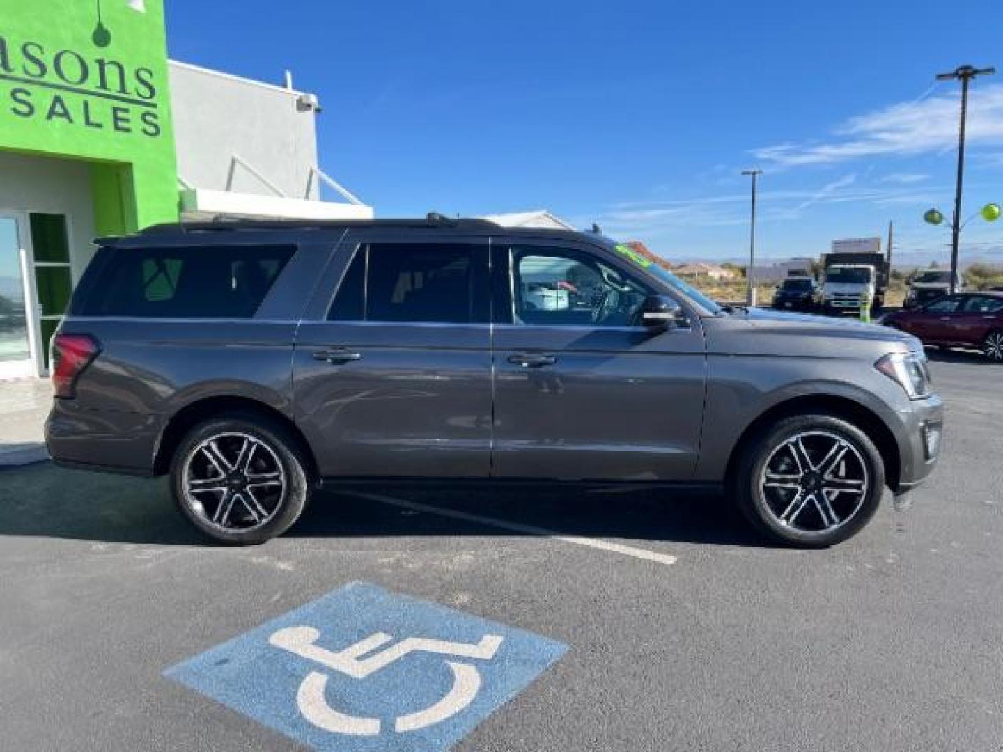 2021 Magnetic Metallic /Ebony Ford Expedition Limited MAX (1FMJK2AT8ME) with an EcoBoost 3.5L V-6 port/direct injection engine, Automatic transmission, located at 1865 East Red Hills Pkwy, St. George, 84770, (435) 628-0023, 37.120850, -113.543640 - Photo#7