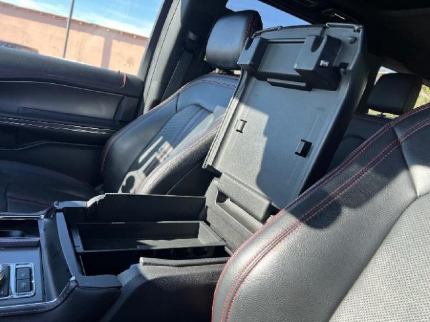 2021 Magnetic Metallic /Ebony Ford Expedition Limited MAX (1FMJK2AT8ME) with an EcoBoost 3.5L V-6 port/direct injection engine, Automatic transmission, located at 1865 East Red Hills Pkwy, St. George, 84770, (435) 628-0023, 37.120850, -113.543640 - Photo#19