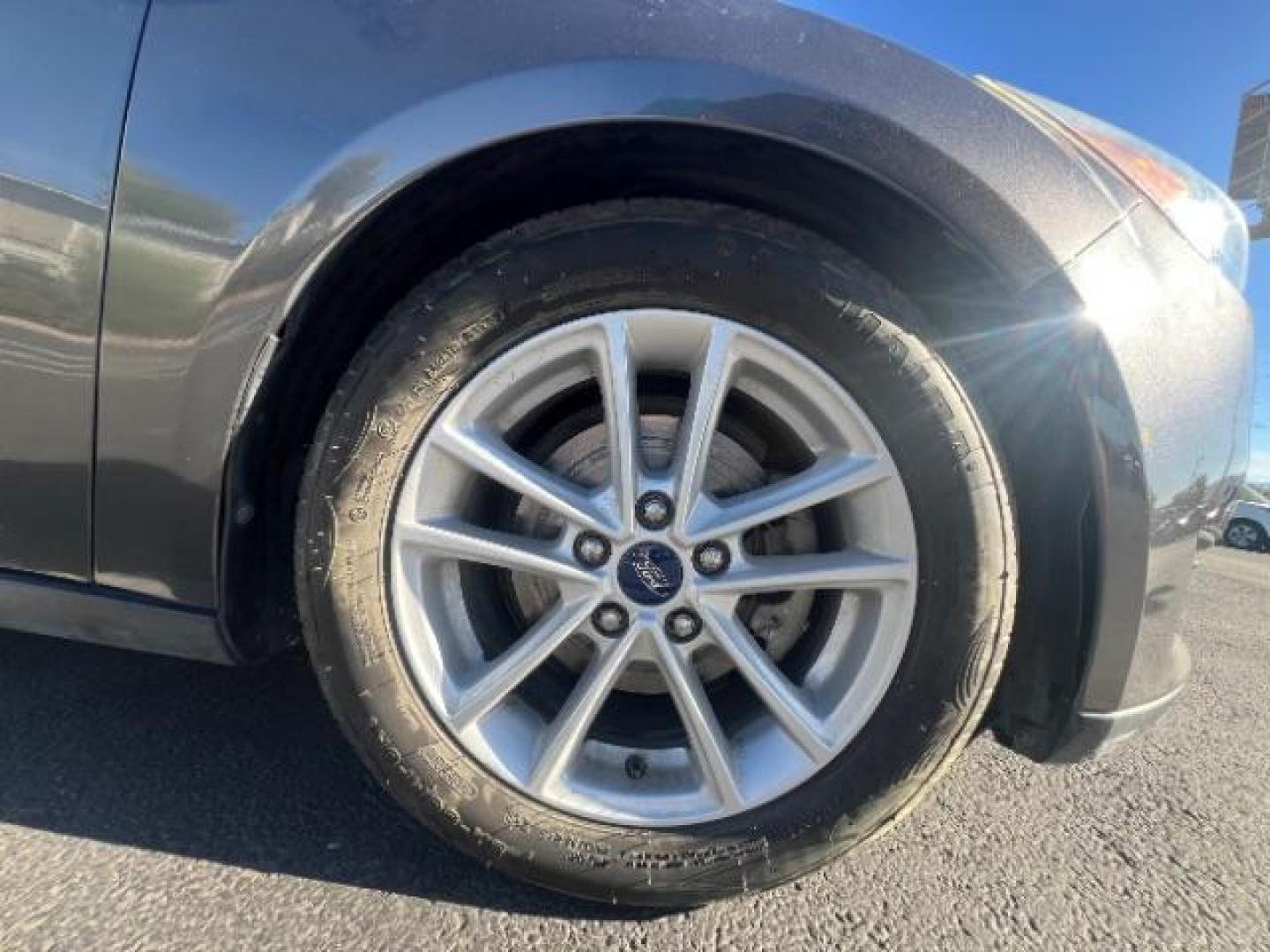 2018 Magnetic Metallic /Charcoal Black Ford Focus SE (1FADP3F28JL) with an 2L I-4 gasoline direct injection engine, Automatic transmission, located at 1865 East Red Hills Pkwy, St. George, 84770, (435) 628-0023, 37.120850, -113.543640 - We specialize in helping ALL people get the best financing available. No matter your credit score, good, bad or none we can get you an amazing rate. Had a bankruptcy, divorce, or repossessions? We give you the green light to get your credit back on the road. Low down and affordable payments that fit - Photo#10