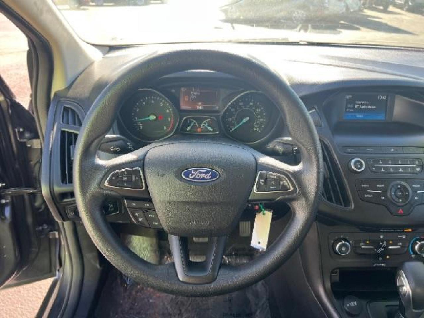 2018 Magnetic Metallic /Charcoal Black Ford Focus SE (1FADP3F28JL) with an 2L I-4 gasoline direct injection engine, Automatic transmission, located at 1865 East Red Hills Pkwy, St. George, 84770, (435) 628-0023, 37.120850, -113.543640 - We specialize in helping ALL people get the best financing available. No matter your credit score, good, bad or none we can get you an amazing rate. Had a bankruptcy, divorce, or repossessions? We give you the green light to get your credit back on the road. Low down and affordable payments that fit - Photo#14