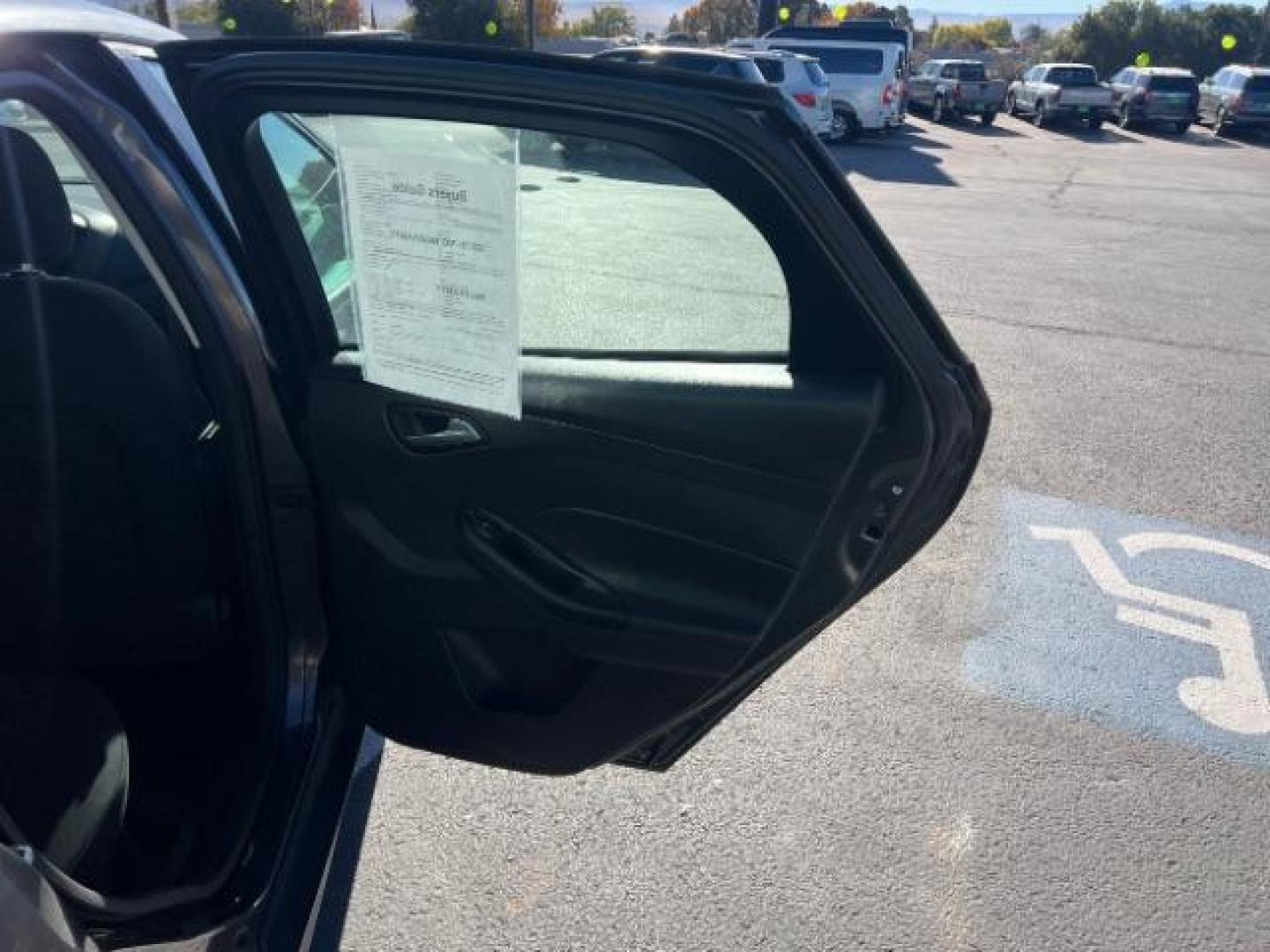 2018 Magnetic Metallic /Charcoal Black Ford Focus SE (1FADP3F28JL) with an 2L I-4 gasoline direct injection engine, Automatic transmission, located at 1865 East Red Hills Pkwy, St. George, 84770, (435) 628-0023, 37.120850, -113.543640 - We specialize in helping ALL people get the best financing available. No matter your credit score, good, bad or none we can get you an amazing rate. Had a bankruptcy, divorce, or repossessions? We give you the green light to get your credit back on the road. Low down and affordable payments that fit - Photo#23