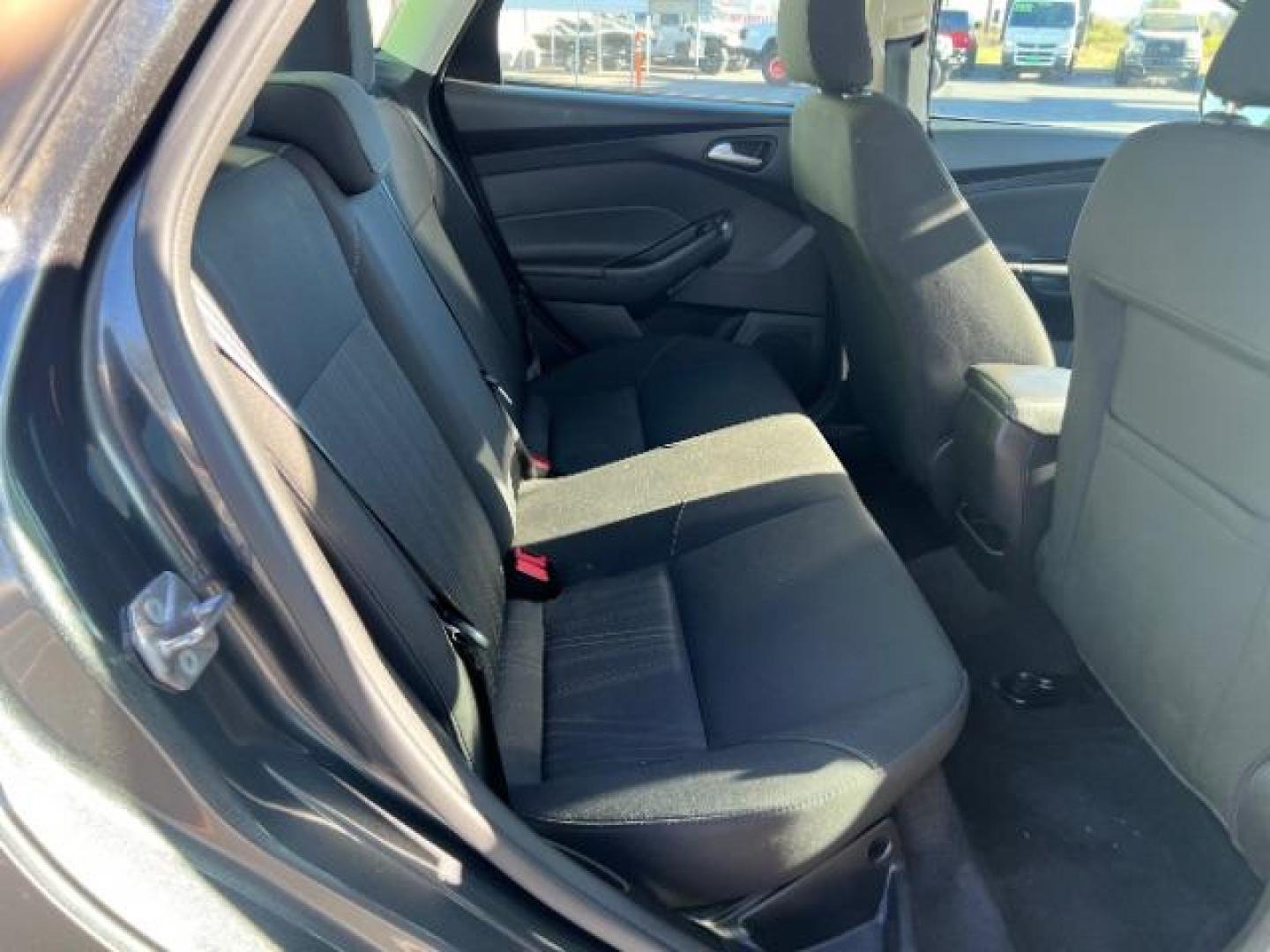 2018 Magnetic Metallic /Charcoal Black Ford Focus SE (1FADP3F28JL) with an 2L I-4 gasoline direct injection engine, Automatic transmission, located at 1865 East Red Hills Pkwy, St. George, 84770, (435) 628-0023, 37.120850, -113.543640 - We specialize in helping ALL people get the best financing available. No matter your credit score, good, bad or none we can get you an amazing rate. Had a bankruptcy, divorce, or repossessions? We give you the green light to get your credit back on the road. Low down and affordable payments that fit - Photo#24