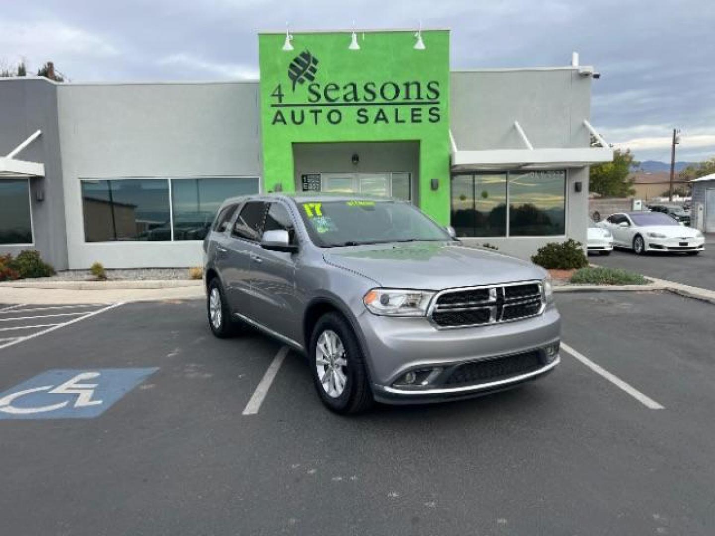2017 Billet Metallic Clearcoat /Black Dodge Durango SXT RWD (1C4RDHAG9HC) with an Pentastar 3.6L V-6 DOHC engine, Automatic transmission, located at 1865 East Red Hills Pkwy, St. George, 84770, (435) 628-0023, 37.120850, -113.543640 - We specialize in helping ALL people get the best financing available. No matter your credit score, good, bad or none we can get you an amazing rate. Had a bankruptcy, divorce, or repossessions? We give you the green light to get your credit back on the road. Low down and affordable payments that fit - Photo#0