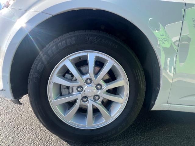 2017 Summit White /Jet Black/Dark Titanium Chevrolet Sonic LT Auto (1G1JD5SHXH4) with an ECOTEC 1.8L I-4 DOHC engine, Automatic transmission, located at 1865 East Red Hills Pkwy, St. George, 84770, (435) 628-0023, 37.120850, -113.543640 - We specialize in helping ALL people get the best financing available. No matter your credit score, good, bad or none we can get you an amazing rate. Had a bankruptcy, divorce, or repossessions? We give you the green light to get your credit back on the road. Low down and affordable payments that fit - Photo#9