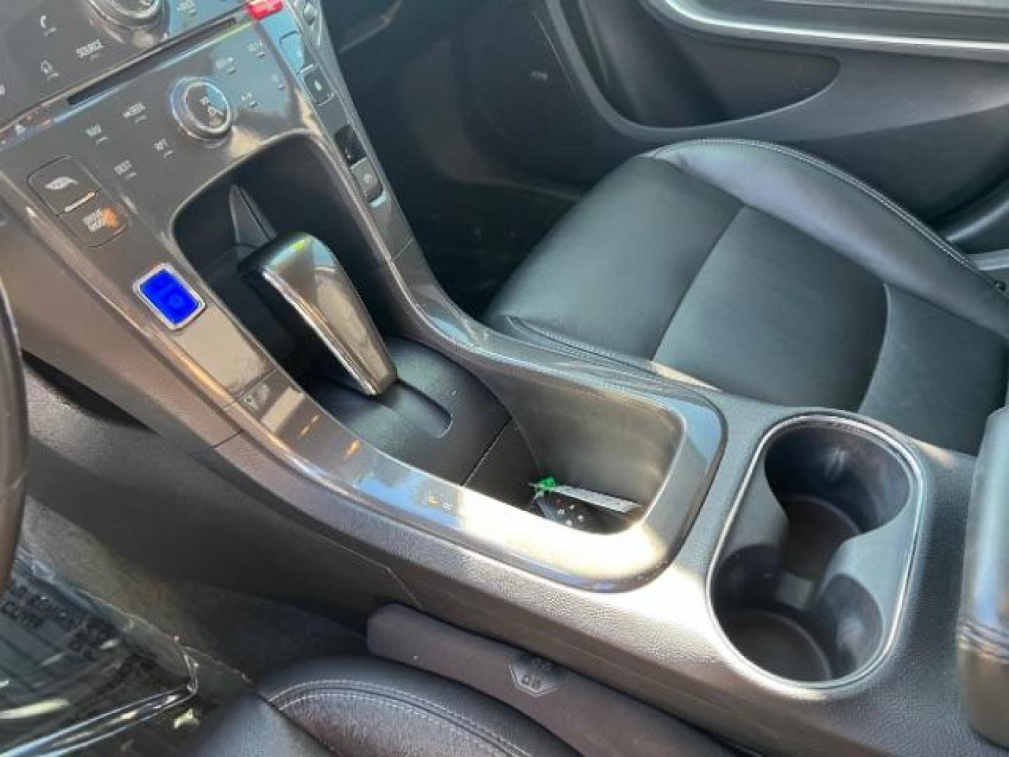 2013 Gray /Black Leather Interior Chevrolet Volt Premium w/ Navigation and LEP (1G1RH6E4XDU) with an Plug-In Hybrid engine, Continuously Variable Transmission transmission, located at 940 North Main Street, Cedar City, UT, 84720, (435) 628-0023, 37.692936, -113.061897 - We specialize in helping ALL people get the best financing available. No matter your credit score, good, bad or none we can get you an amazing rate. Had a bankruptcy, divorce, or repossessions? We give you the green light to get your credit back on the road. Low down and affordable payments that fit - Photo#18