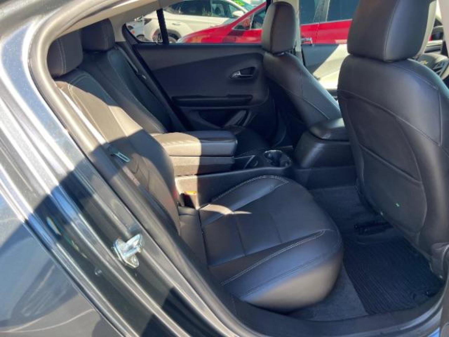 2013 Gray /Black Leather Interior Chevrolet Volt Premium w/ Navigation and LEP (1G1RH6E4XDU) with an Plug-In Hybrid engine, Continuously Variable Transmission transmission, located at 940 North Main Street, Cedar City, UT, 84720, (435) 628-0023, 37.692936, -113.061897 - We specialize in helping ALL people get the best financing available. No matter your credit score, good, bad or none we can get you an amazing rate. Had a bankruptcy, divorce, or repossessions? We give you the green light to get your credit back on the road. Low down and affordable payments that fit - Photo#26