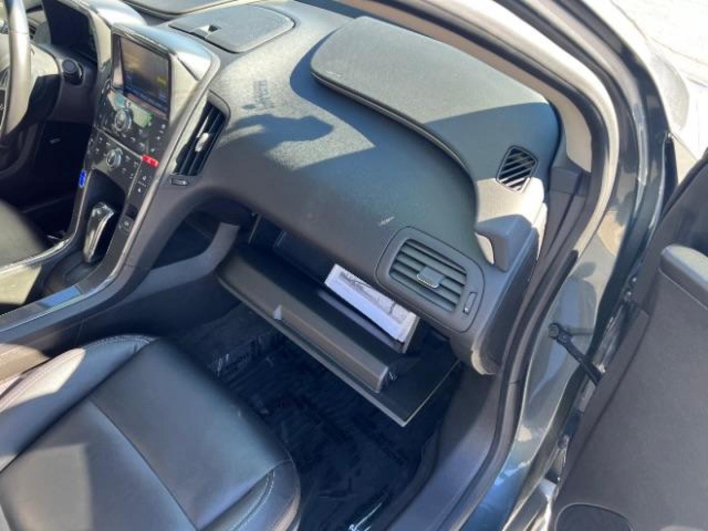 2013 Gray /Black Leather Interior Chevrolet Volt Premium w/ Navigation and LEP (1G1RH6E4XDU) with an Plug-In Hybrid engine, Continuously Variable Transmission transmission, located at 940 North Main Street, Cedar City, UT, 84720, (435) 628-0023, 37.692936, -113.061897 - We specialize in helping ALL people get the best financing available. No matter your credit score, good, bad or none we can get you an amazing rate. Had a bankruptcy, divorce, or repossessions? We give you the green light to get your credit back on the road. Low down and affordable payments that fit - Photo#29