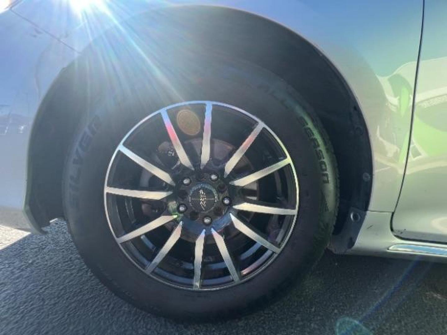 2013 Classic Silver Metallic /Black/Ash 2-Tone Toyota Camry L | LE | SE | XLE (4T4BF1FK2DR) with an 2.5L I-4 DOHC engine, Automatic transmission, located at 1865 East Red Hills Pkwy, St. George, 84770, (435) 628-0023, 37.120850, -113.543640 - We specialize in helping ALL people get the best financing available. No matter your credit score, good, bad or none we can get you an amazing rate. Had a bankruptcy, divorce, or repossessions? We give you the green light to get your credit back on the road. Low down and affordable payments that fit - Photo#10