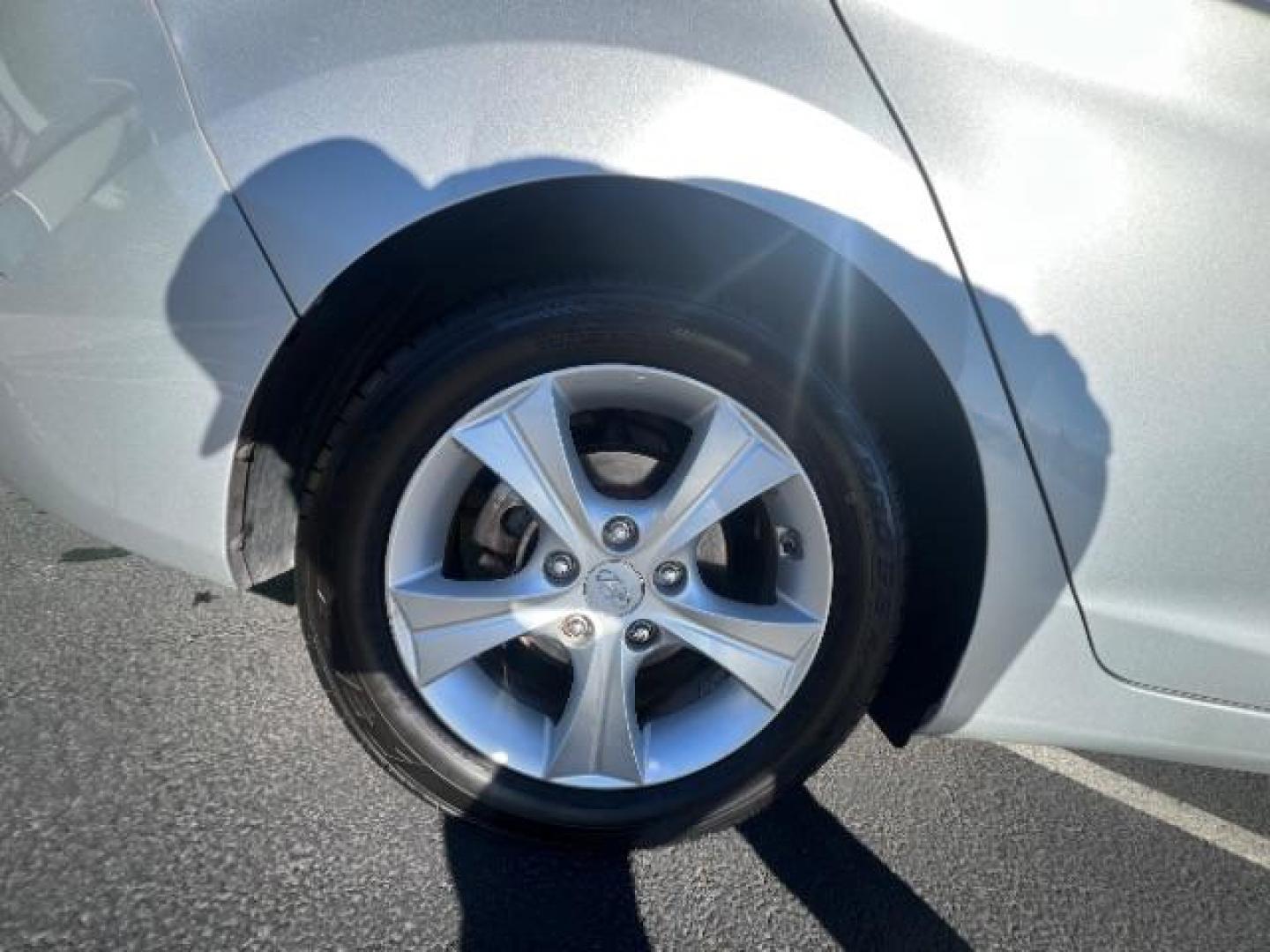 2016 Symphony Silver /Black Hyundai Elantra Value Edition (5NPDH4AE8GH) with an Nu 1.8L I-4 DOHC engine, Automatic transmission, located at 940 North Main Street, Cedar City, UT, 84720, (435) 628-0023, 37.692936, -113.061897 - We specialize in helping ALL people get the best financing available. No matter your credit score, good, bad or none we can get you an amazing rate. Had a bankruptcy, divorce, or repossessions? We give you the green light to get your credit back on the road. Low down and affordable payments that fit - Photo#8