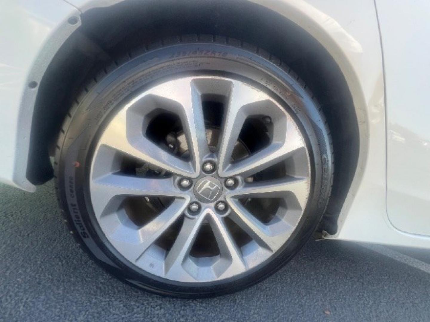2015 White Orchid Pearl /Black Honda Accord Sport (1HGCR2F50FA) with an 2.4L I-4 gasoline direct injection engine, Automatic transmission, located at 1865 East Red Hills Pkwy, St. George, 84770, (435) 628-0023, 37.120850, -113.543640 - We specialize in helping ALL people get the best financing available. No matter your credit score, good, bad or none we can get you an amazing rate. Had a bankruptcy, divorce, or repossessions? We give you the green light to get your credit back on the road. Low down and affordable payments that fit- Photo#8