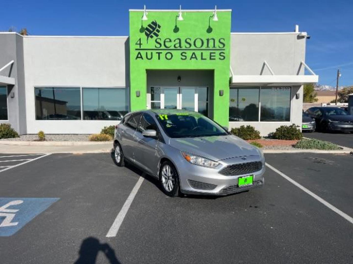 2017 Ingot Silver Metallic /Charcoal Black Ford Focus SE (1FADP3K2XHL) with an 2L I-4 gasoline direct injection engine, Automatic transmission, located at 1865 East Red Hills Pkwy, St. George, 84770, (435) 628-0023, 37.120850, -113.543640 - We specialize in helping ALL people get the best financing available. No matter your credit score, good, bad or none we can get you an amazing rate. Had a bankruptcy, divorce, or repossessions? We give you the green light to get your credit back on the road. Low down and affordable payments that fit - Photo#0
