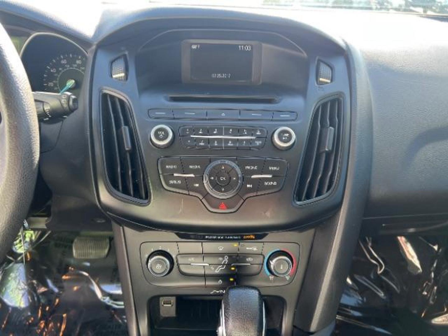 2017 Ingot Silver Metallic /Charcoal Black Ford Focus SE (1FADP3K2XHL) with an 2L I-4 gasoline direct injection engine, Automatic transmission, located at 1865 East Red Hills Pkwy, St. George, 84770, (435) 628-0023, 37.120850, -113.543640 - We specialize in helping ALL people get the best financing available. No matter your credit score, good, bad or none we can get you an amazing rate. Had a bankruptcy, divorce, or repossessions? We give you the green light to get your credit back on the road. Low down and affordable payments that fit - Photo#17