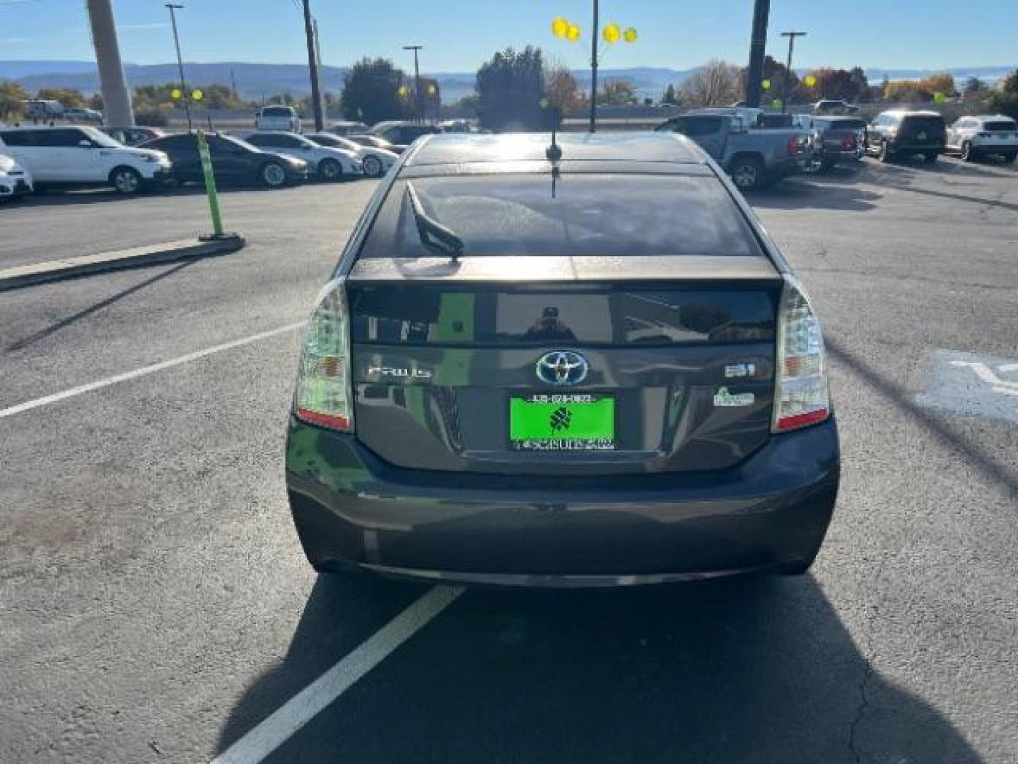 2011 Winter Gray Metallic /Dark Gray Toyota Prius One | Two | Three | Four | Five (JTDKN3DU1B0) with an 1.8L I-4 DOHC engine, Automatic transmission, located at 1865 East Red Hills Pkwy, St. George, 84770, (435) 628-0023, 37.120850, -113.543640 - We specialize in helping ALL people get the best financing available. No matter your credit score, good, bad or none we can get you an amazing rate. Had a bankruptcy, divorce, or repossessions? We give you the green light to get your credit back on the road. Low down and affordable payments that fit - Photo#5