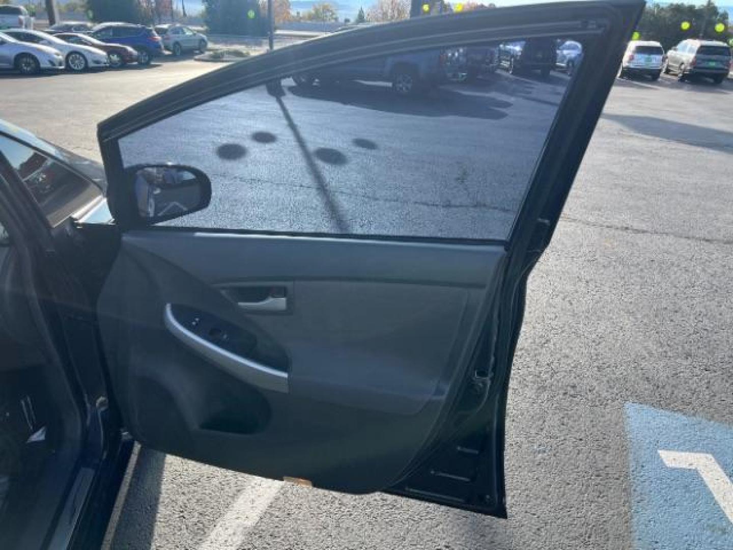 2011 Winter Gray Metallic /Dark Gray Toyota Prius One | Two | Three | Four | Five (JTDKN3DU1B0) with an 1.8L I-4 DOHC engine, Automatic transmission, located at 1865 East Red Hills Pkwy, St. George, 84770, (435) 628-0023, 37.120850, -113.543640 - We specialize in helping ALL people get the best financing available. No matter your credit score, good, bad or none we can get you an amazing rate. Had a bankruptcy, divorce, or repossessions? We give you the green light to get your credit back on the road. Low down and affordable payments that fit - Photo#26