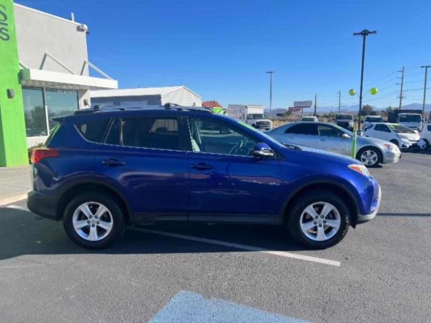 2014 Blue Crush Metallic /Ash Toyota RAV4 XLE (2T3RFREV7EW) with an 2.5L I-4 DOHC engine, Automatic transmission, located at 940 North Main Street, Cedar City, UT, 84720, (435) 628-0023, 37.692936, -113.061897 - We specialize in helping ALL people get the best financing available. No matter your credit score, good, bad or none we can get you an amazing rate. Had a bankruptcy, divorce, or repossessions? We give you the green light to get your credit back on the road. Low down and affordable payments that fit - Photo#7