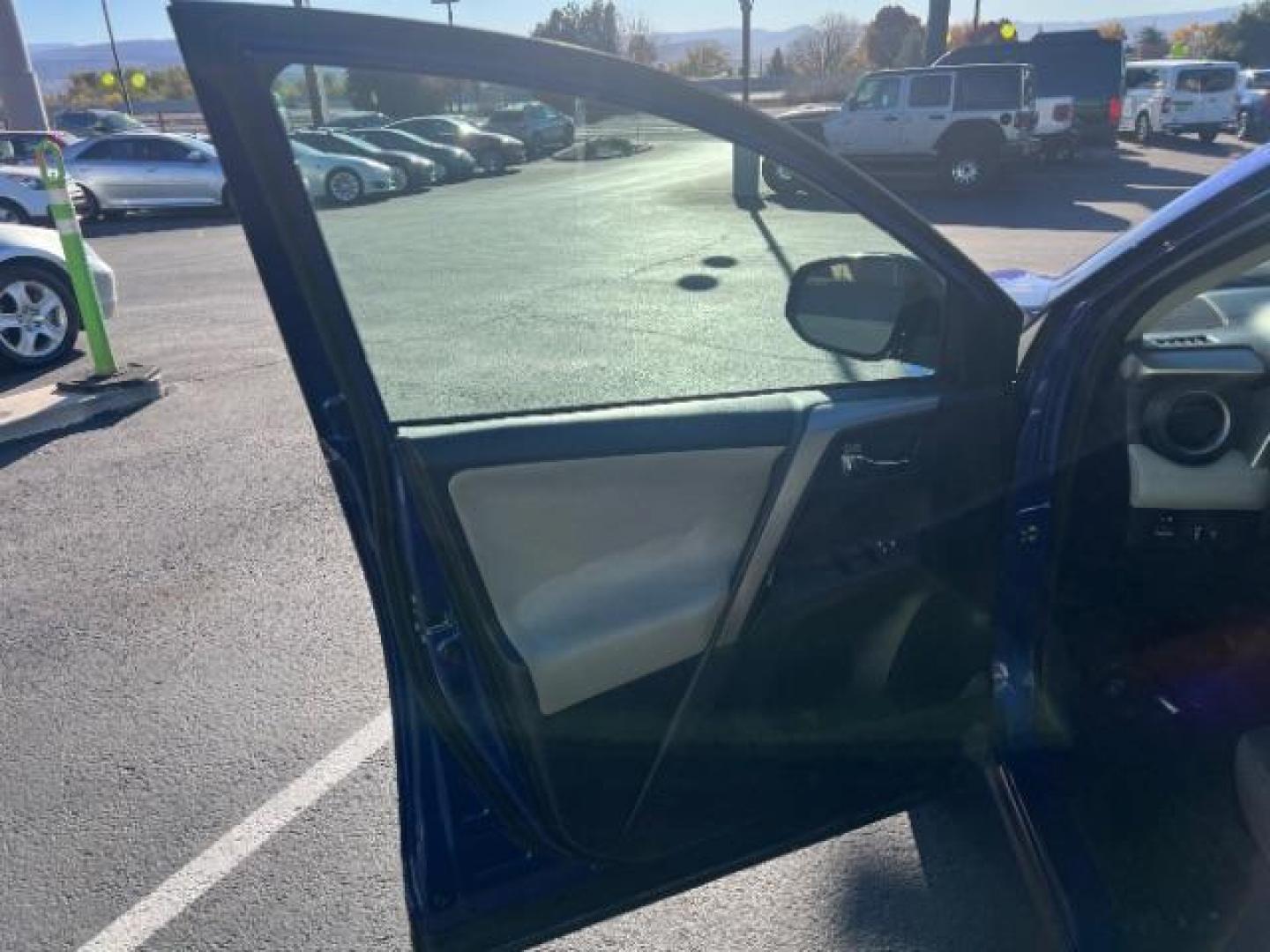 2014 Blue Crush Metallic /Ash Toyota RAV4 XLE (2T3RFREV7EW) with an 2.5L I-4 DOHC engine, Automatic transmission, located at 940 North Main Street, Cedar City, UT, 84720, (435) 628-0023, 37.692936, -113.061897 - We specialize in helping ALL people get the best financing available. No matter your credit score, good, bad or none we can get you an amazing rate. Had a bankruptcy, divorce, or repossessions? We give you the green light to get your credit back on the road. Low down and affordable payments that fit - Photo#12