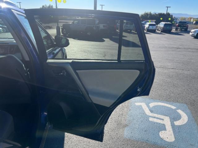 2014 Blue Crush Metallic /Ash Toyota RAV4 XLE (2T3RFREV7EW) with an 2.5L I-4 DOHC engine, Automatic transmission, located at 1865 East Red Hills Pkwy, St. George, 84770, (435) 628-0023, 37.120850, -113.543640 - Photo#25