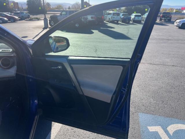 2014 Blue Crush Metallic /Ash Toyota RAV4 XLE (2T3RFREV7EW) with an 2.5L I-4 DOHC engine, Automatic transmission, located at 1865 East Red Hills Pkwy, St. George, 84770, (435) 628-0023, 37.120850, -113.543640 - Photo#27