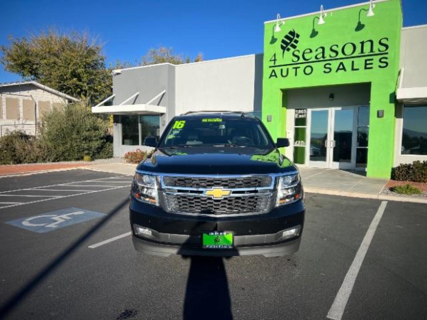 2016 Black /Jet Black Chevrolet Tahoe LT (1GNSKBKC6GR) with an EcoTec3 5.3L V-8 gasoline direct injection engine, Automatic transmission, located at 1865 East Red Hills Pkwy, St. George, 84770, (435) 628-0023, 37.120850, -113.543640 - We specialize in helping ALL people get the best financing available. No matter your credit score, good, bad or none we can get you an amazing rate. Had a bankruptcy, divorce, or repossessions? We give you the green light to get your credit back on the road. Low down and affordable payments that fit - Photo#1