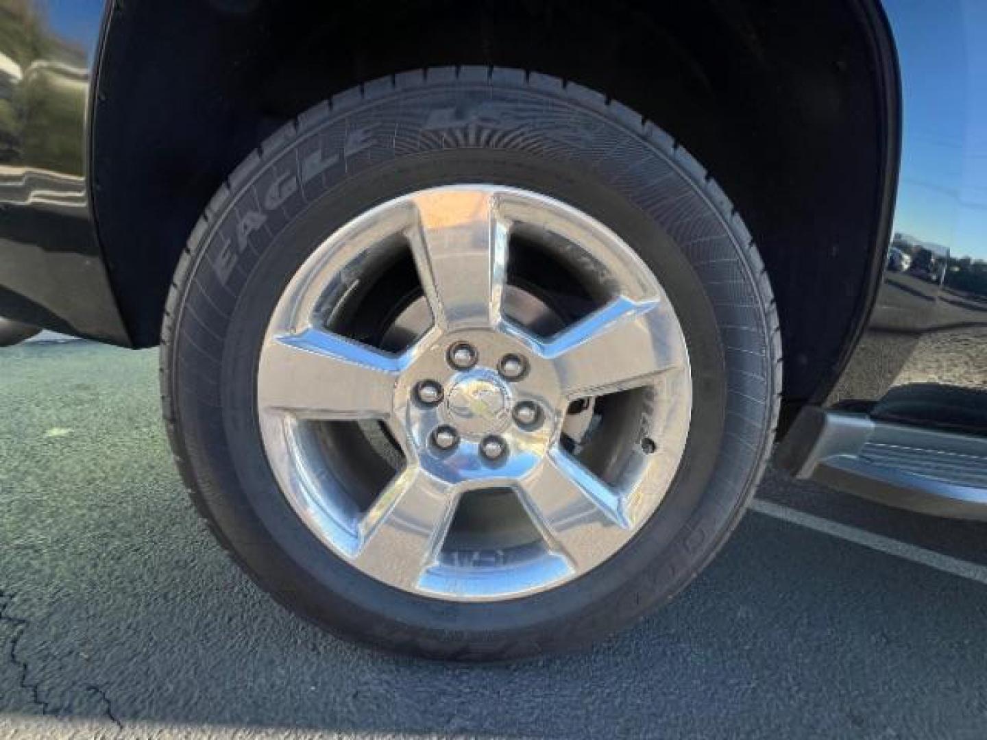 2016 Black /Jet Black Chevrolet Tahoe LT (1GNSKBKC6GR) with an EcoTec3 5.3L V-8 gasoline direct injection engine, Automatic transmission, located at 1865 East Red Hills Pkwy, St. George, 84770, (435) 628-0023, 37.120850, -113.543640 - We specialize in helping ALL people get the best financing available. No matter your credit score, good, bad or none we can get you an amazing rate. Had a bankruptcy, divorce, or repossessions? We give you the green light to get your credit back on the road. Low down and affordable payments that fit - Photo#11