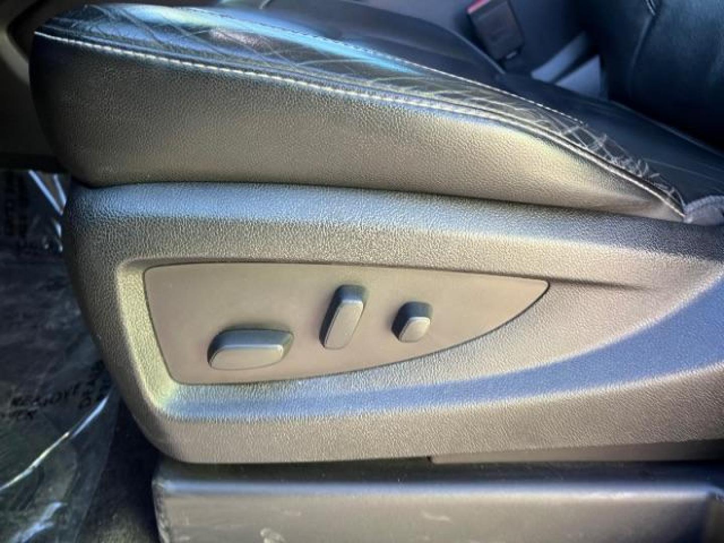 2016 Black /Jet Black Chevrolet Tahoe LT (1GNSKBKC6GR) with an EcoTec3 5.3L V-8 gasoline direct injection engine, Automatic transmission, located at 1865 East Red Hills Pkwy, St. George, 84770, (435) 628-0023, 37.120850, -113.543640 - We specialize in helping ALL people get the best financing available. No matter your credit score, good, bad or none we can get you an amazing rate. Had a bankruptcy, divorce, or repossessions? We give you the green light to get your credit back on the road. Low down and affordable payments that fit - Photo#13