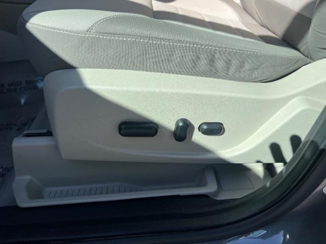 2014 Sterling Gray Metallic /Medium Light Stone Ford Escape SE (1FMCU9GX2EU) with an EcoBoost 1.6L I-4 gasoline direct injection engine, AUTOMATIC transmission, located at 1865 East Red Hills Pkwy, St. George, 84770, (435) 628-0023, 37.120850, -113.543640 - We specialize in helping ALL people get the best financing available. No matter your credit score, good, bad or none we can get you an amazing rate. Had a bankruptcy, divorce, or repossessions? We give you the green light to get your credit back on the road. Low down and affordable payments that fit - Photo#13