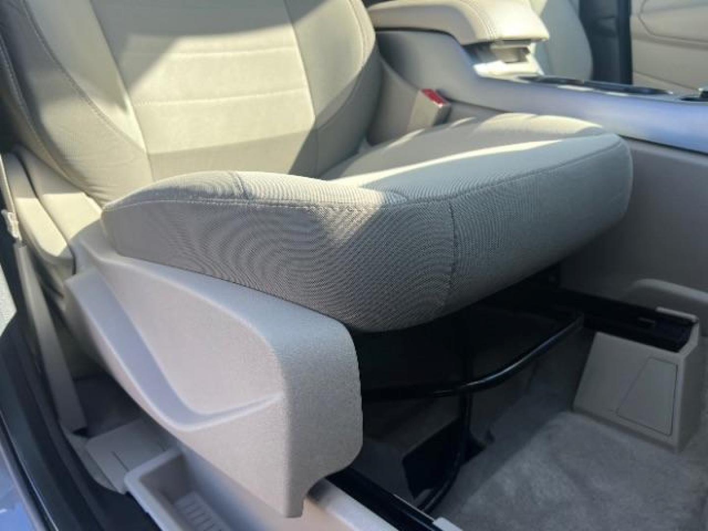 2014 Sterling Gray Metallic /Medium Light Stone Ford Escape SE (1FMCU9GX2EU) with an EcoBoost 1.6L I-4 gasoline direct injection engine, AUTOMATIC transmission, located at 940 North Main Street, Cedar City, UT, 84720, (435) 628-0023, 37.692936, -113.061897 - We specialize in helping ALL people get the best financing available. No matter your credit score, good, bad or none we can get you an amazing rate. Had a bankruptcy, divorce, or repossessions? We give you the green light to get your credit back on the road. Low down and affordable payments that fit- Photo#28