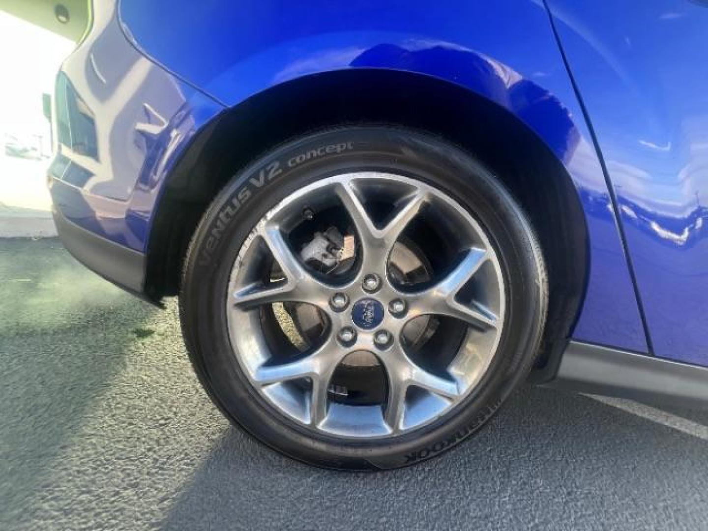 2014 Performance Blue Metallic /Medium Light Stone Ford Focus SE (1FADP3K20EL) with an 2L I-4 gasoline direct injection engine, Automatic transmission, located at 1865 East Red Hills Pkwy, St. George, 84770, (435) 628-0023, 37.120850, -113.543640 - We specialize in helping ALL people get the best financing available. No matter your credit score, good, bad or none we can get you an amazing rate. Had a bankruptcy, divorce, or repossessions? We give you the green light to get your credit back on the road. Low down and affordable payments that fit - Photo#9