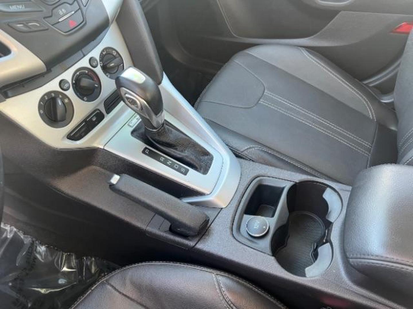 2014 Performance Blue Metallic /Medium Light Stone Ford Focus SE (1FADP3K20EL) with an 2L I-4 gasoline direct injection engine, Automatic transmission, located at 1865 East Red Hills Pkwy, St. George, 84770, (435) 628-0023, 37.120850, -113.543640 - We specialize in helping ALL people get the best financing available. No matter your credit score, good, bad or none we can get you an amazing rate. Had a bankruptcy, divorce, or repossessions? We give you the green light to get your credit back on the road. Low down and affordable payments that fit - Photo#18