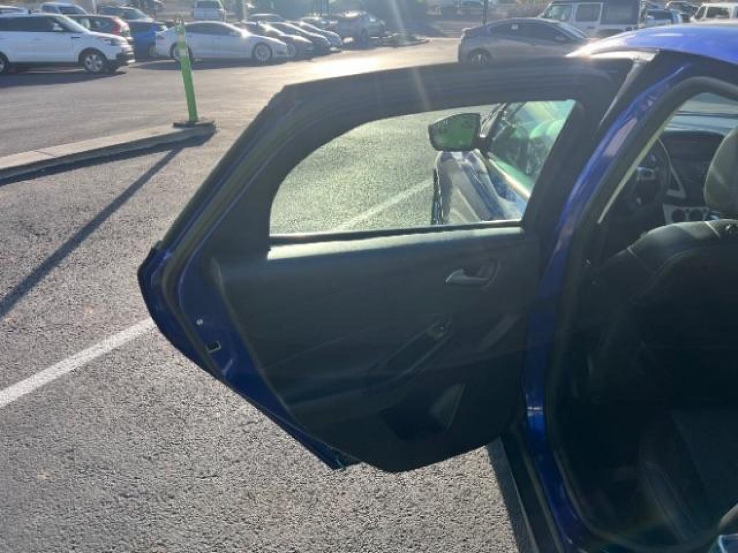 2014 Performance Blue Metallic /Medium Light Stone Ford Focus SE (1FADP3K20EL) with an 2L I-4 gasoline direct injection engine, Automatic transmission, located at 1865 East Red Hills Pkwy, St. George, 84770, (435) 628-0023, 37.120850, -113.543640 - We specialize in helping ALL people get the best financing available. No matter your credit score, good, bad or none we can get you an amazing rate. Had a bankruptcy, divorce, or repossessions? We give you the green light to get your credit back on the road. Low down and affordable payments that fit - Photo#20