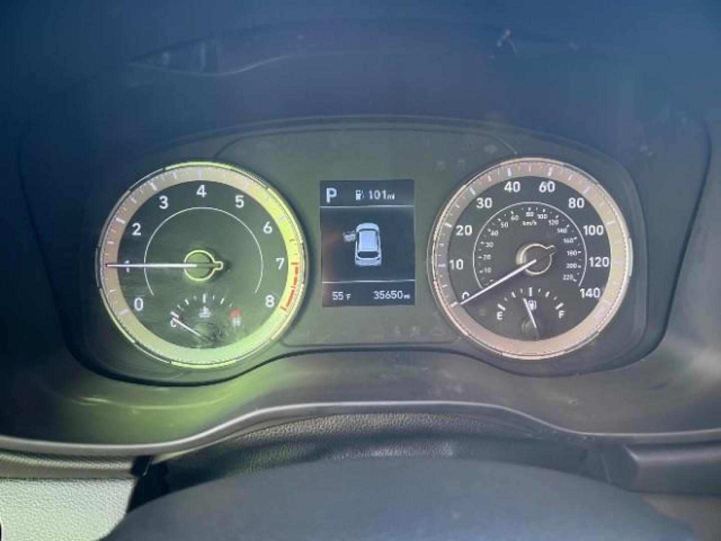 2022 Ceramic White w/Black Roof /Black Hyundai Venue Limited (KMHRC8A30NU) with an Smartstream 1.6L I-4 DOHC engine, Automatic transmission, located at 1865 East Red Hills Pkwy, St. George, 84770, (435) 628-0023, 37.120850, -113.543640 - Photo#16