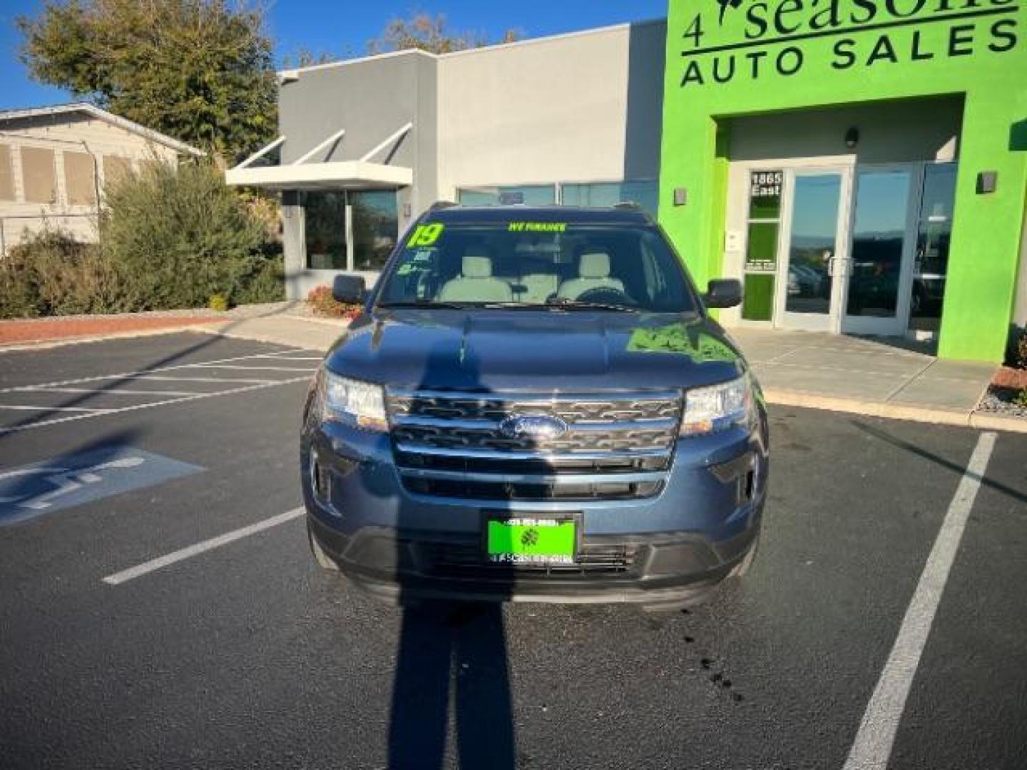 2019 Blue /Black Leather Interior Ford Explorer Base FWD (1FM5K7B8XKG) , Automatic transmission, located at 940 North Main Street, Cedar City, UT, 84720, (435) 628-0023, 37.692936, -113.061897 - We specialize in helping ALL people get the best financing available. No matter your credit score, good, bad or none we can get you an amazing rate. Had a bankruptcy, divorce, or repossessions? We give you the green light to get your credit back on the road. Low down and affordable payments that fit - Photo#1